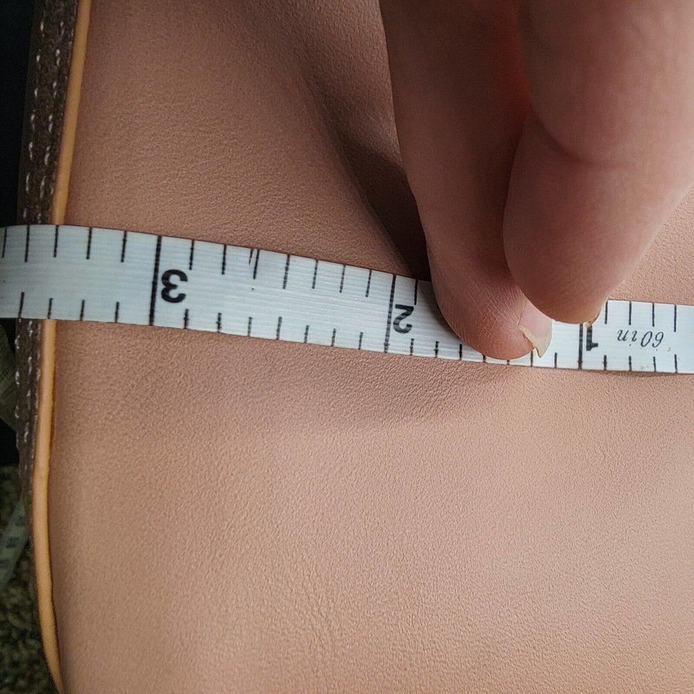 Elle Jae Gypset Tan Marquesas Vegan Crossbody Handbag Two Leaves 8"x10.5"x3.5" - Picture 12 of 14